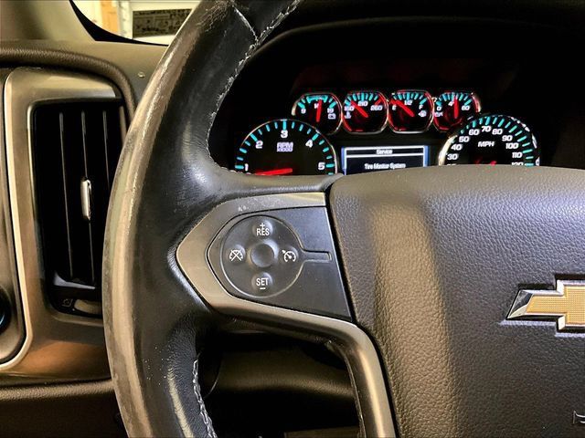 Used 2018 Chevrolet Silverado 1500 LT AWD/4WD image 18