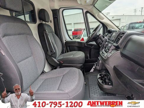 Used 2024 RAM ProMaster 2500 w/ Quick Order Package 22G SLT image 11