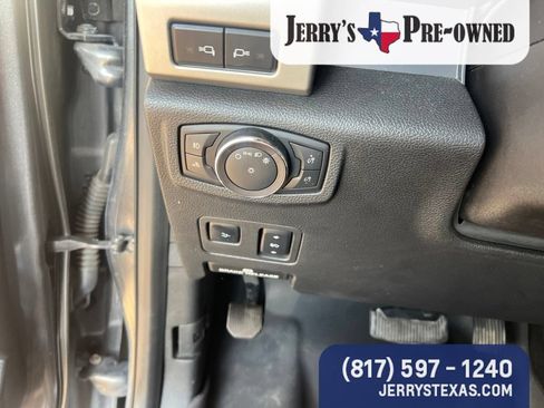 Used 2019 Ford F250 Lariat w/ Lariat Ultimate Package AWD/4WD image 16
