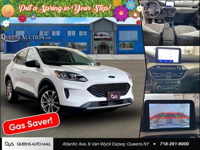 Used 2022 Ford Escape SE w/ Cold Weather Package