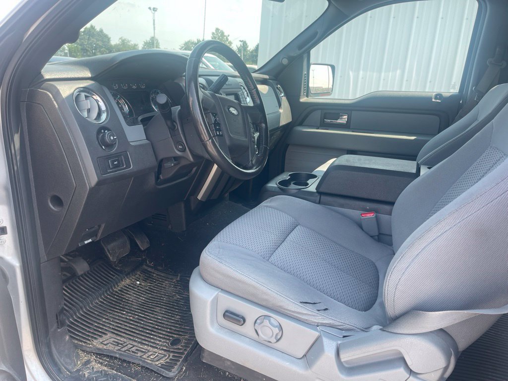 Used 2014 Ford F150 XLT w/ XLT Chrome Package AWD/4WD image 6