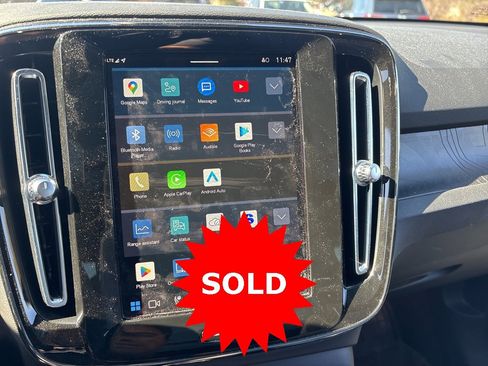 Certified 2023 Volvo C40 P8 Recharge Ultimate w/ Protection Package Premier image 22