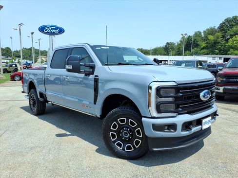 New 2026 Ford F250 Platinum AWD/4WD image 3