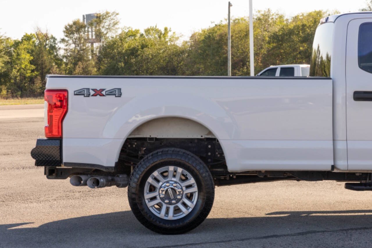 Used 2019 Ford F350 XLT w/ XLT Value Package AWD/4WD image 12