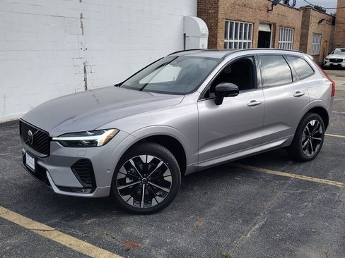 New 2026 Volvo XC60 B5 Plus w/ Protection Package Premier image 2