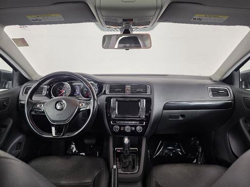 Used 2017 Volkswagen Jetta SEL image 26