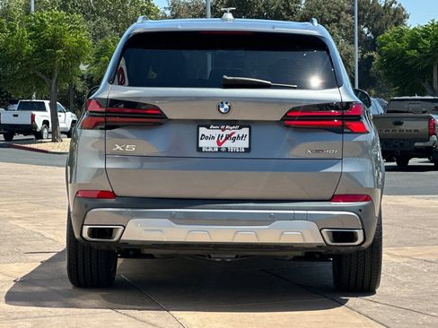 Used 2024 BMW X5 xDrive40i w/ Premium Package AWD/4WD image 5