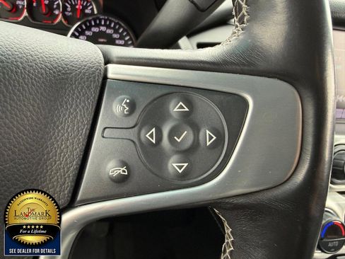 Used 2018 GMC Yukon SLE image 11