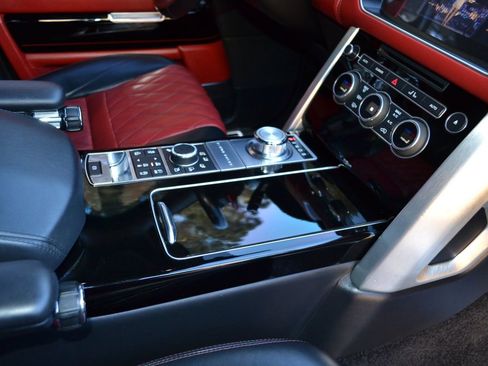 Used 2017 Land Rover Range Rover SV Autobiography Dynamic image 38