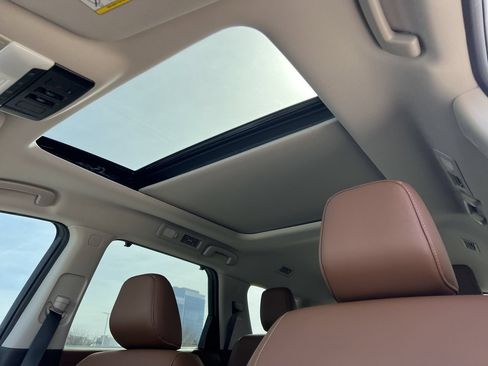 New 2026 Nissan Pathfinder Platinum w/ Cargo Package FWD image 14