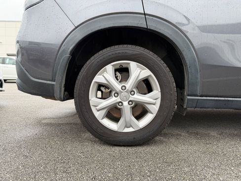 Used 2023 Honda HR-V LX image 9