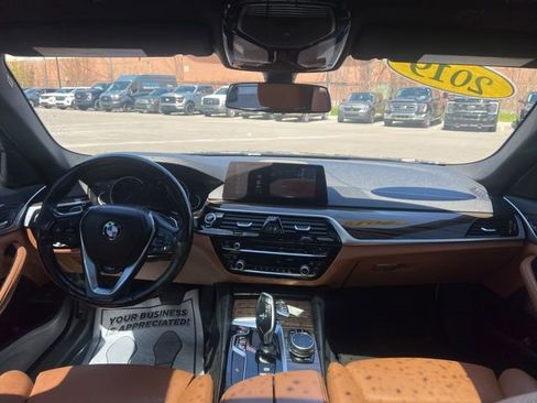 Used 2019 BMW 530i xDrive w/ Convenience Package AWD/4WD image 20