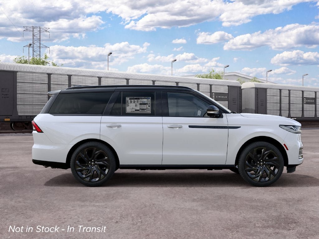 New 2027 Lincoln Navigator Black Label AWD/4WD image 5