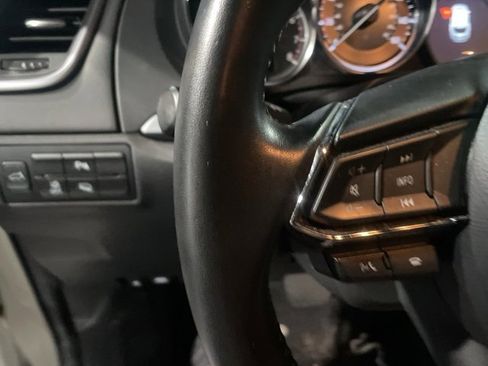 Certified 2022 MAZDA CX-9 Touring w/ Touring Premium Package image 17