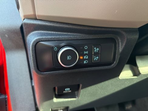 Used 2022 Ford Bronco Wildtrak image 31