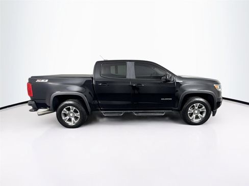 Used 2017 Chevrolet Colorado Z71 w/ LPO, Gearon Divider Package image 15