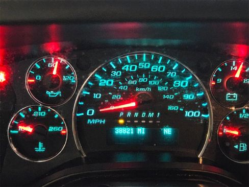 Used 2023 GMC Savana 3500 Work Van w/ Driver Convenience Package image 20