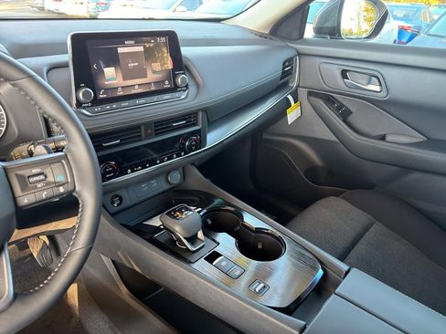 New 2026 Nissan Rogue SV image 22