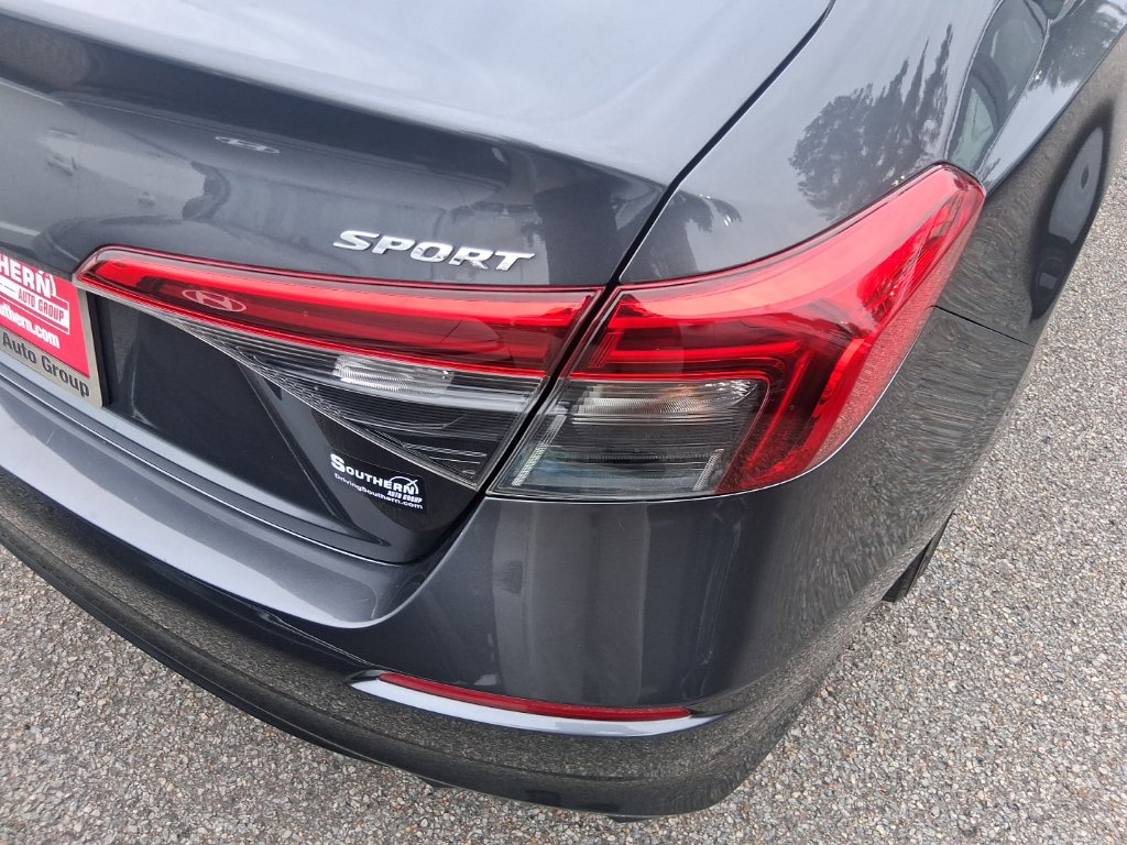 Used 2022 Honda Civic Sport image 15