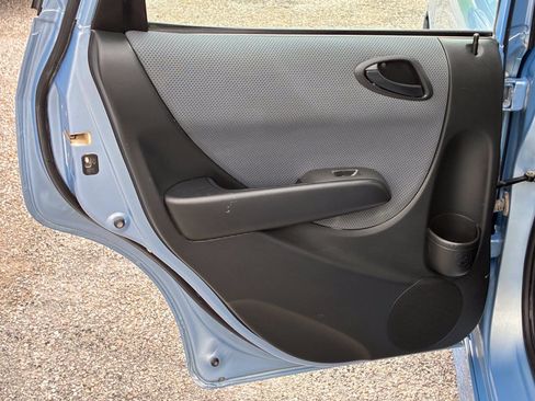 Used 2008 Honda Fit Sport image 9
