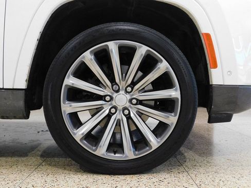 Used 2022 Jeep Grand Wagoneer Series II w/ Convenience Group III image 99