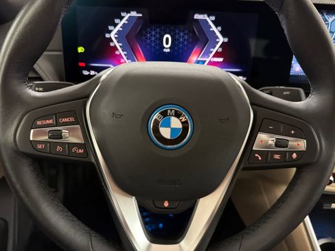 Used 2023 BMW i4 eDrive35 w/ Premium Package image 23