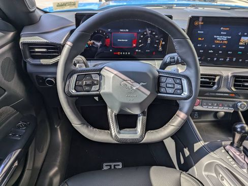New 2026 Ford Mustang GT w/ GT Performance Package RWD image 15