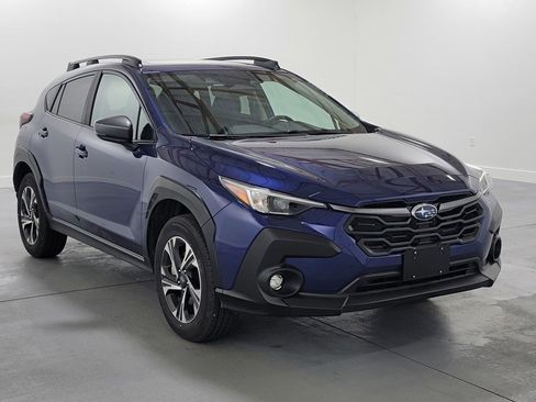 Used 2026 Subaru Crosstrek 2.0i Premium image 2