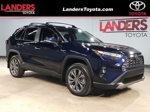 Used 2022 Toyota RAV4 Limited AWD/4WD image 1