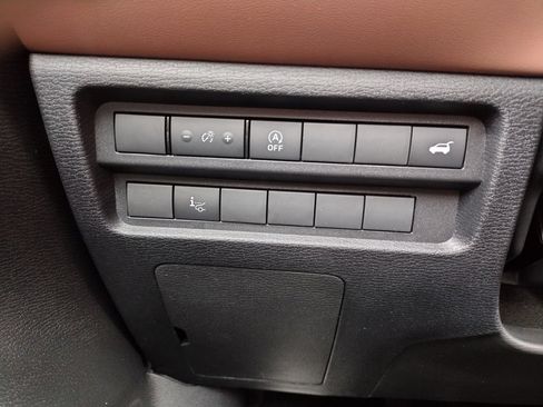 New 2026 Mitsubishi Outlander SEL image 23