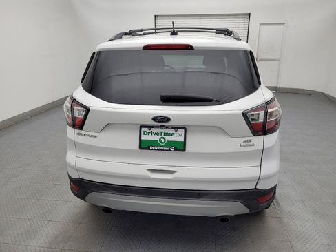 Used 2017 Ford Escape SE w/ Equipment Group 201A FWD image 7