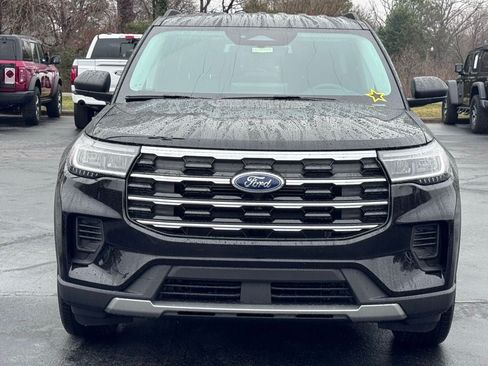 New 2026 Ford Explorer Active AWD/4WD image 17