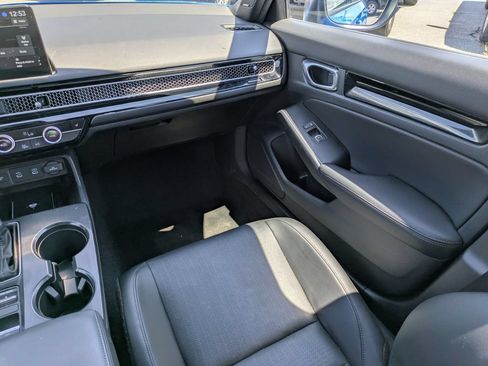 Used 2025 Honda Civic Sport Touring image 16