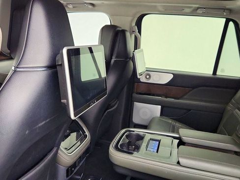 Used 2024 Lincoln Navigator Black Label AWD/4WD image 23
