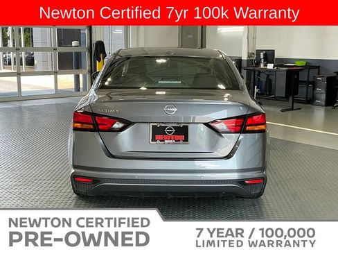Used 2025 Nissan Altima 2.5 SV FWD image 5