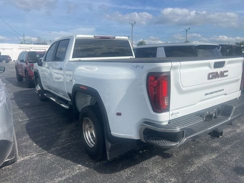 Used 2021 GMC Sierra 3500 4x4 Crew Cab w/ Gooseneck/5TH Wheel Package image 4