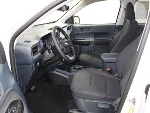 New 2025 Ford Maverick XL image 20