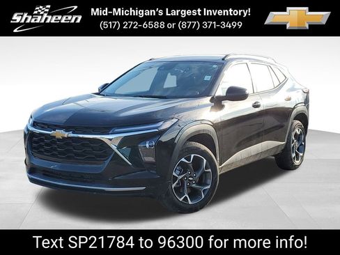 Certified 2024 Chevrolet Trax LT w/ Driver Confidence Package image 1