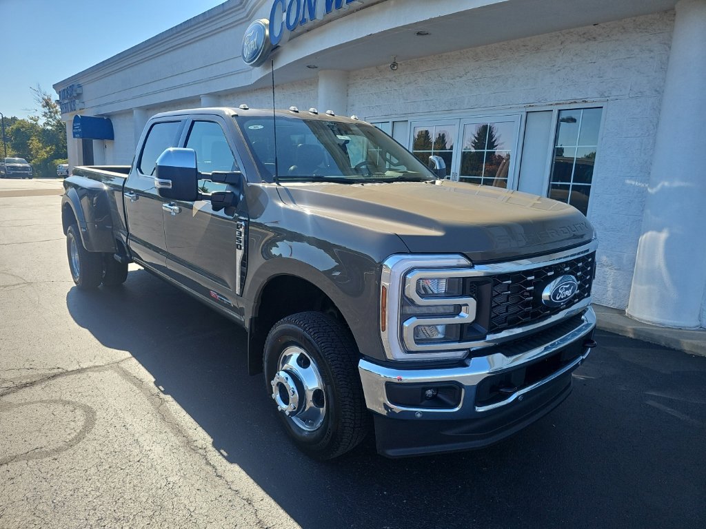 New 2027 Ford F350 Lariat w/ Lariat Ultimate Package AWD/4WD image 2