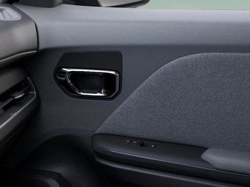 New 2025 Kia K4 LXS image 25