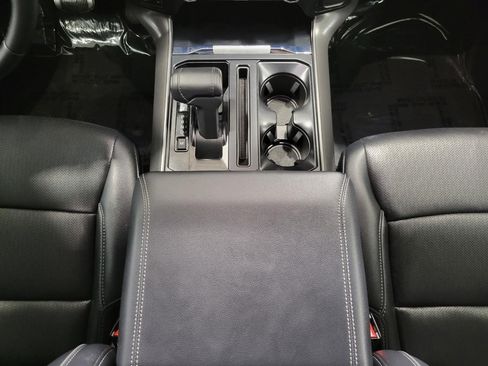 Used 2025 Ford F150 Lariat w/ Equipment Group 502A High AWD/4WD image 17