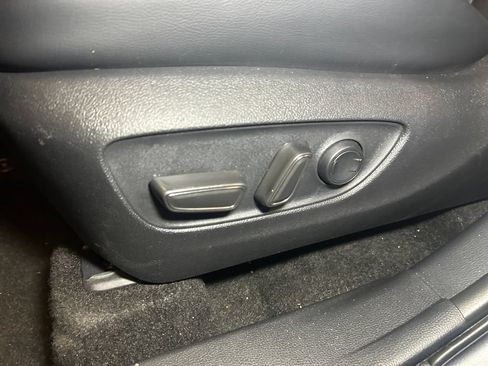 Used 2026 Toyota Highlander XLE AWD/4WD image 24