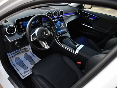 Used 2025 Mercedes-Benz C 300 Sedan image 38