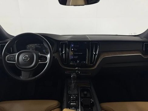 Used 2021 Volvo XC60 T5 Inscription w/ Protection Package Premier FWD image 31