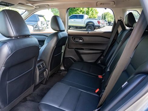 Used 2022 Nissan Rogue SV w/ SV Premium Package AWD/4WD image 24