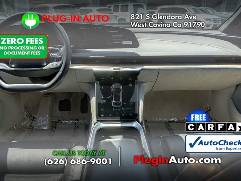 Used 2024 Lucid Air Pure RWD image 17