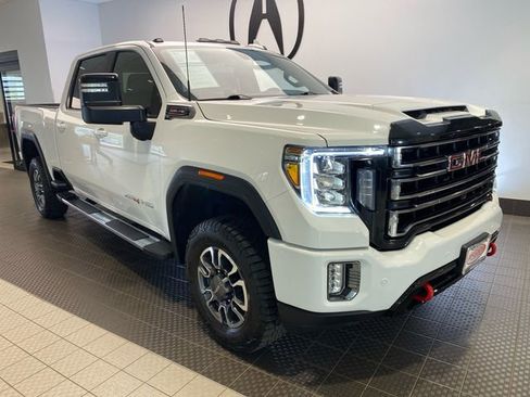 Used 2021 GMC Sierra 2500 AT4 w/ AT4 Preferred Package AWD/4WD image 2