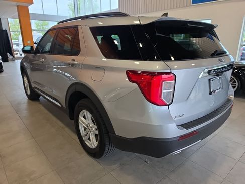 Certified 2023 Ford Explorer XLT w/ Equipment Group 202A AWD/4WD image 11