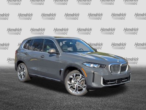 New 2026 BMW X5 xDrive40i AWD/4WD image 2
