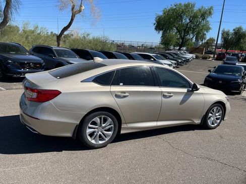 Used 2018 Honda Accord LX image 5